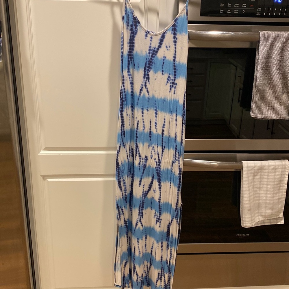 3 item bundle for $15✨create your bundle and send 🩷 Tie dye maxi dress